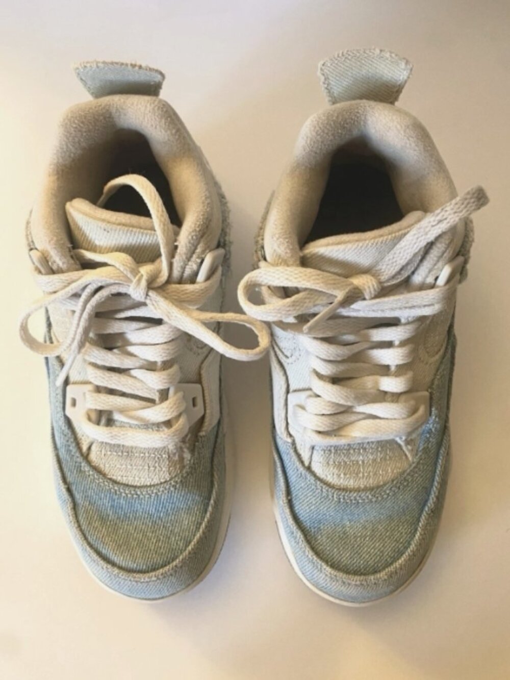 Jordan Kids
Air Jordan 4 "Denim - Worn Blue" sneakers